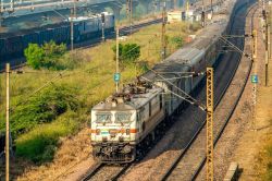 Railway News: ट्रेन से गोंडा- बाराबंकी जाने वाले यात्रीगण कृपया ध्यान दें, 5
जुलाई तक कई ट्रेनें निरस्त कुछ के ठहराव में किया गया रद्द - image
