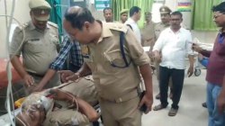 अनियंत्रित ट्रक और बोलेरो में टक्कर, 6 पुलिसकर्मी घायल, मुख्यमंत्री के कार्यक्रम
में जा रहे थे लखनऊ - image