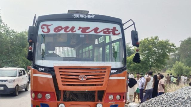 दुर्घटना करने वाली बस (फोटो सोर्स- X )