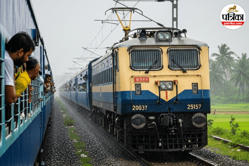 tatkal ticket aadhar verification now mandatory irctc in hindi