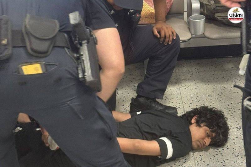 Indian youth detained at Newark Airport