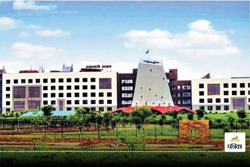 CG News: सरकारी कर्मचारियों को झटका, अब शनिवार और रविवार को भी खुलेंगे दफ्तर