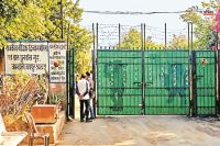 Jaipur JK Lone Hospital Admitted Divyang Dirl Missing Authorities did not Pick up Phone