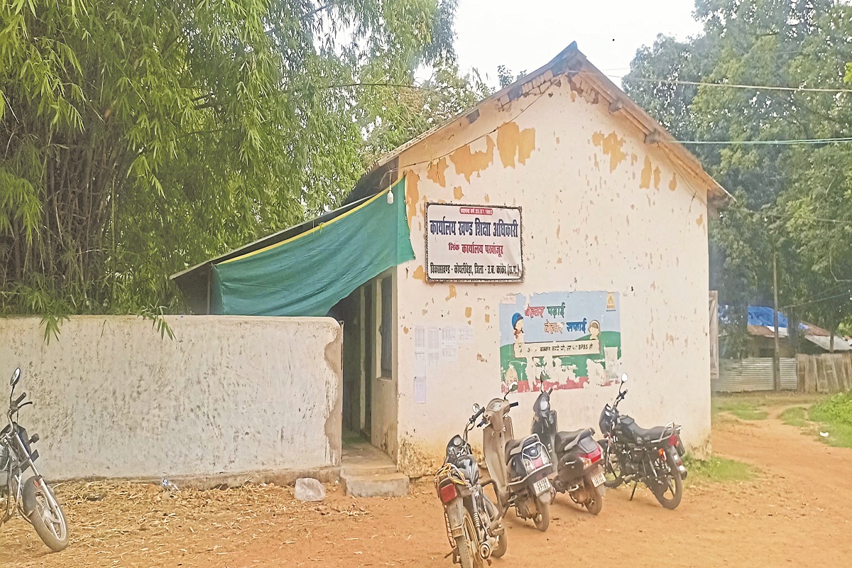 CG News: निजी स्कूल में दाखिले के लिए बनाया फर्जी प्रमाण पत्र, शिकायत पर ऐसे हुआ
मामले का खुलासा