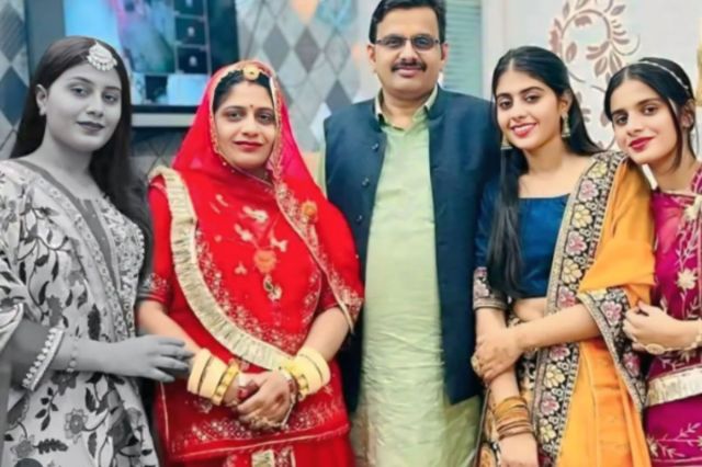 khushboo rajpurohit with family