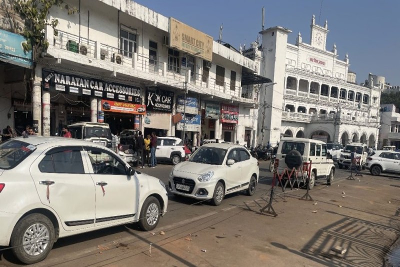 स्मार्ट पार्किंग में होंगे लाइव ट्रैकिंग, ऑटोमैटिक बैरियर और डिजिटल भुगतान के फीचर्स फोटो सोर्स :Patrika