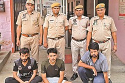 60 लाख में हुआ सौदा… NEET में डमी कैंडिडेट बैठाकर करवाया पास, जयपुर से डॉक्टर
सहित 2 MBBS छात्र गिरफ्तार - image