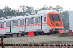 Metro Project: ‘ओरेंज’ और ‘ब्लू लाइन’ के 23 स्टेशनों लिए करना होगा इंतजार - image