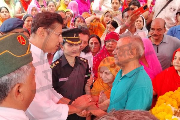 Pilot Rajveer Singh last rites photos