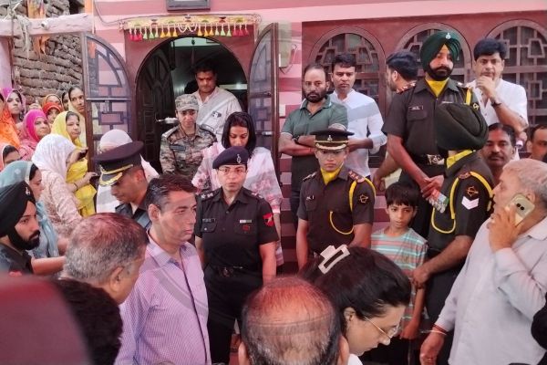 Pilot Rajveer Singh last rites photos