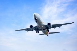 Jaipur-Ahmedabad Flight: टेक-ऑफ से चंद सेकंड पहले विमान में बड़ी खराबी, प्लेन
में सवार थे 60 यात्री - image