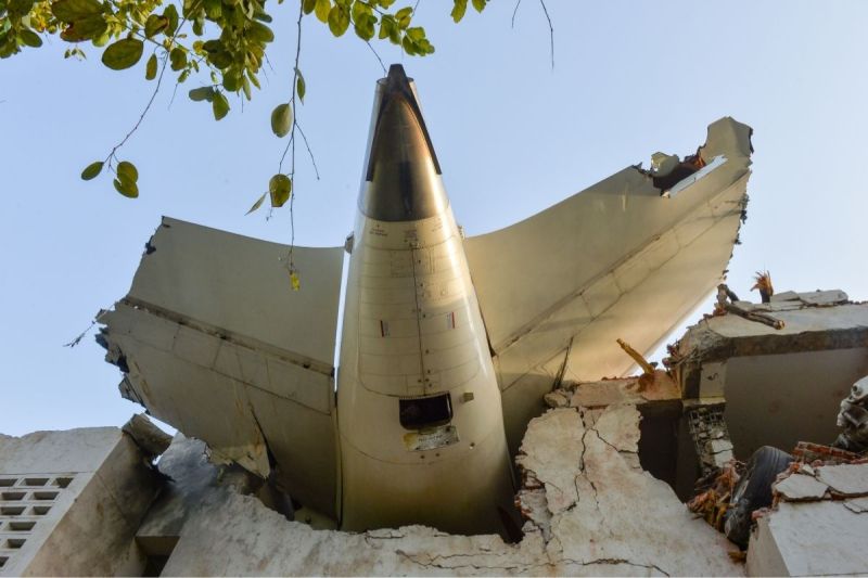 David Warner on Plane Crash