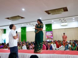 बिहार में राहुल दे रहे आरक्षण सीमा बढ़ाने और जाति जनगणना मुद्दे को धार - image