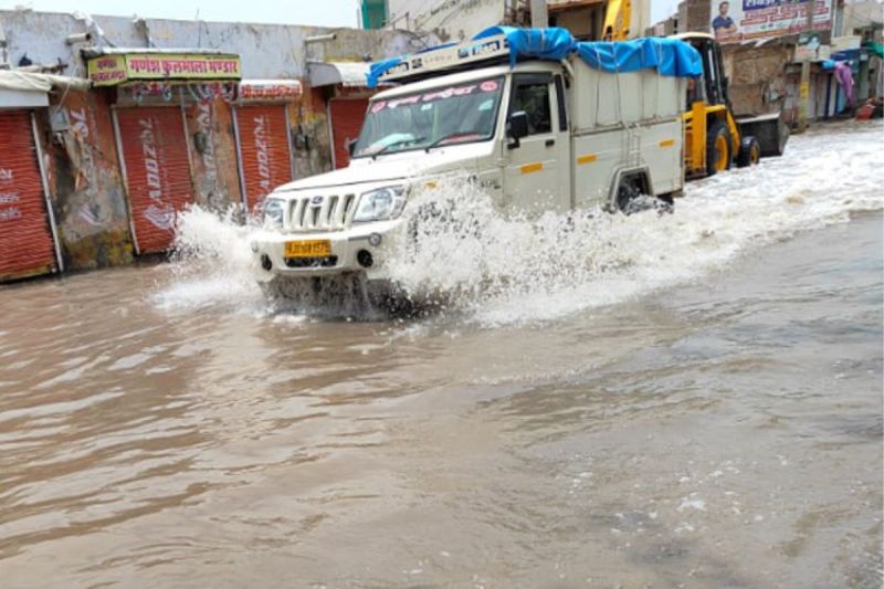 Heavy Rain in Churu