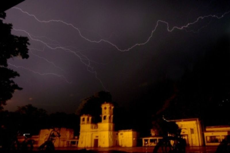 Weather ,Weather Forecast, Rainfall Forecast, climate change, Delhi NCR, Delhi Weather Forecast, downpour, drizzle, HeaT WAVE, heavy rainfall, Heavy rainfall alert June 2025, Heavy Rainfall Report, Hurricane, Monsoon Update , Waterlogging , Heavy rainfall