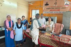 Rajasthan News : बरसों पुराना पारिवारिक तनाव पल भर में समाप्त, चारों सगे भाई
मिले गले, सिर्फ इत्ती सी बात थी - image