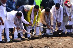 रामगढ़ बांध जीर्णोद्धार : CM भजनलाल ने श्रमदान कर किया अभियान का शुभारंभ, देखें
तस्वीरें - image