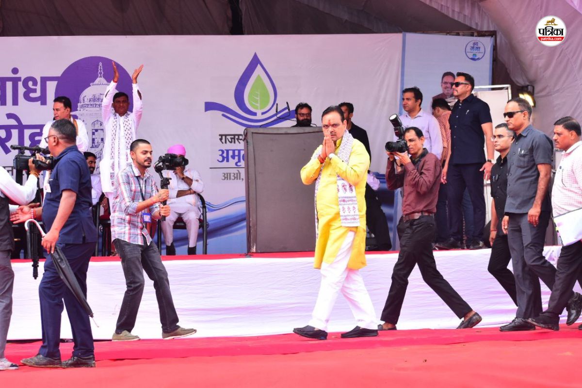 रामगढ़ बांध जीर्णोद्धार : CM भजनलाल ने श्रमदान कर किया अभियान का शुभारंभ, देखें
तस्वीरें