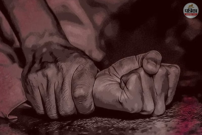 Noida Crime: पति-पत्नी के झगड़े में नर्क बन गई बेटी की जिंदगी, पिता के दोस्तों ने कई बार लूटी आबरू, फिर…