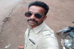 सिपाही ने घर में घुसकर नाबालिग से किया दुष्कर्म, पीड़िता बोली- शोर मचाने पर मुंह
दबाकर पीटा, आरोपी फरार - image