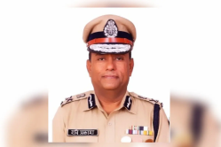 राजस्थान के पुलिस महानिदेशक का अतिरिक्त चार्ज एसीबी के DG डॉ. रवि प्रकाश मेहरड़ा
को सौंपा - image