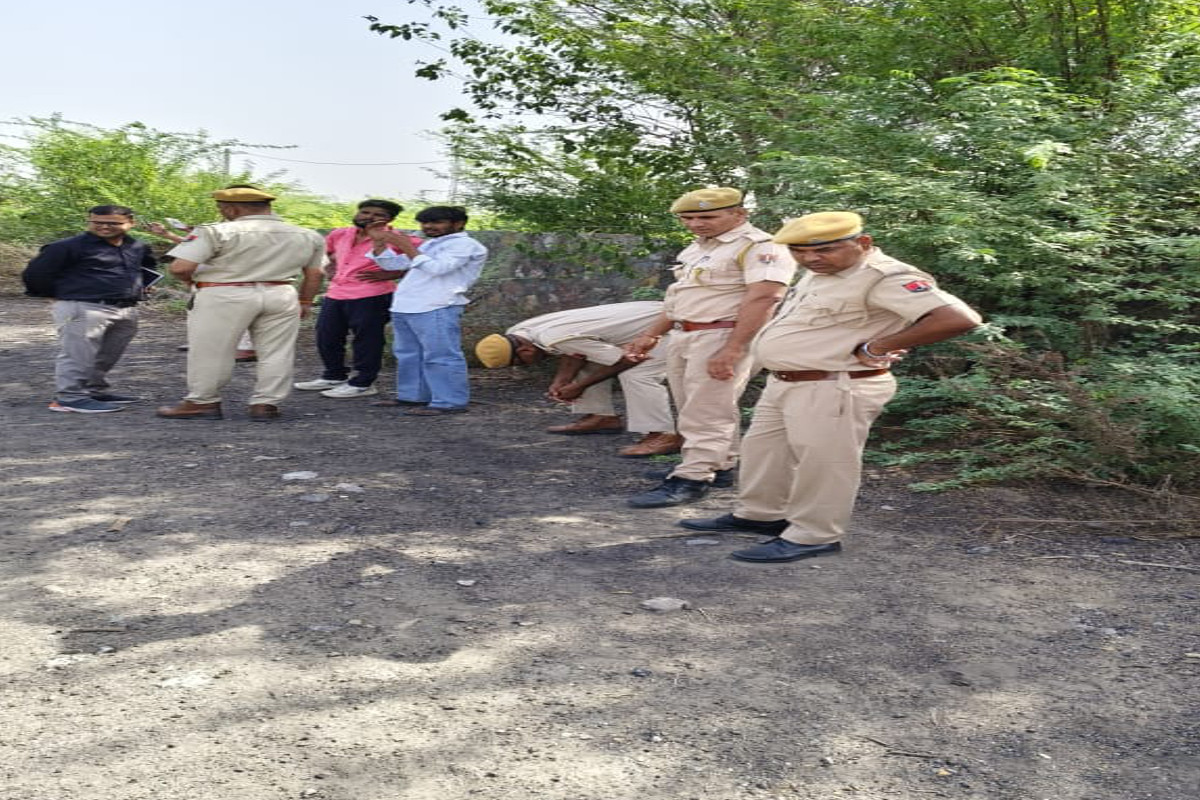 Rajasthan: फैक्ट्री गार्ड ने किया फायर, गोली लगने से युवक की मौत, परिजनों का
प्रदर्शन