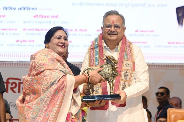 स्पीकर डॉ. रमन सिंह