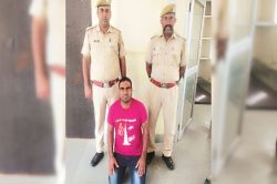 Sikar: राखी बंधवाने आए साले की जीजा ने कर दी जमकर पिटाई, फिर भाग गया विदेश, 3
साल नौकरी करने के बाद लौटा तो पुलिस ने किया गिरफ्तार - image