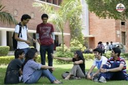 लव, रोमांस और फ्रेंडशिप, Delhi University शुरू कर रही नया कोर्स, जानें किन
स्टुडेंट्स को पढ़ाया जाएगा ये पाठ - image