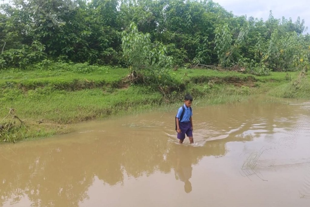 River without bridge