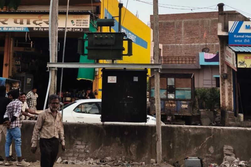 कम वोल्टेज की समस्या से जल्द मिलेगी निजात, नए ट्रांसफार्मर लगाने का कार्य जारी