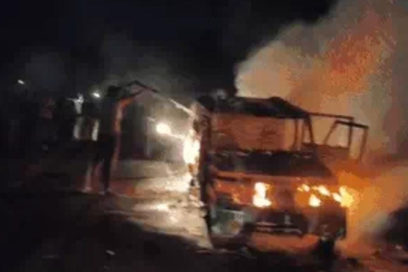Up news, basti police, mob attacks, sidharthnagar