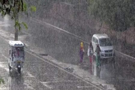 Uttarakhand heavy rainfall, India weather alert, Uttarakhand red alert, schools closed Uttarakhand, IMD weather forecast, Char Dham Yatra halted, Dehradun rain, Nainital weather, Uttarakhand disaster management, Indian monsoon alert, Uttarakhand