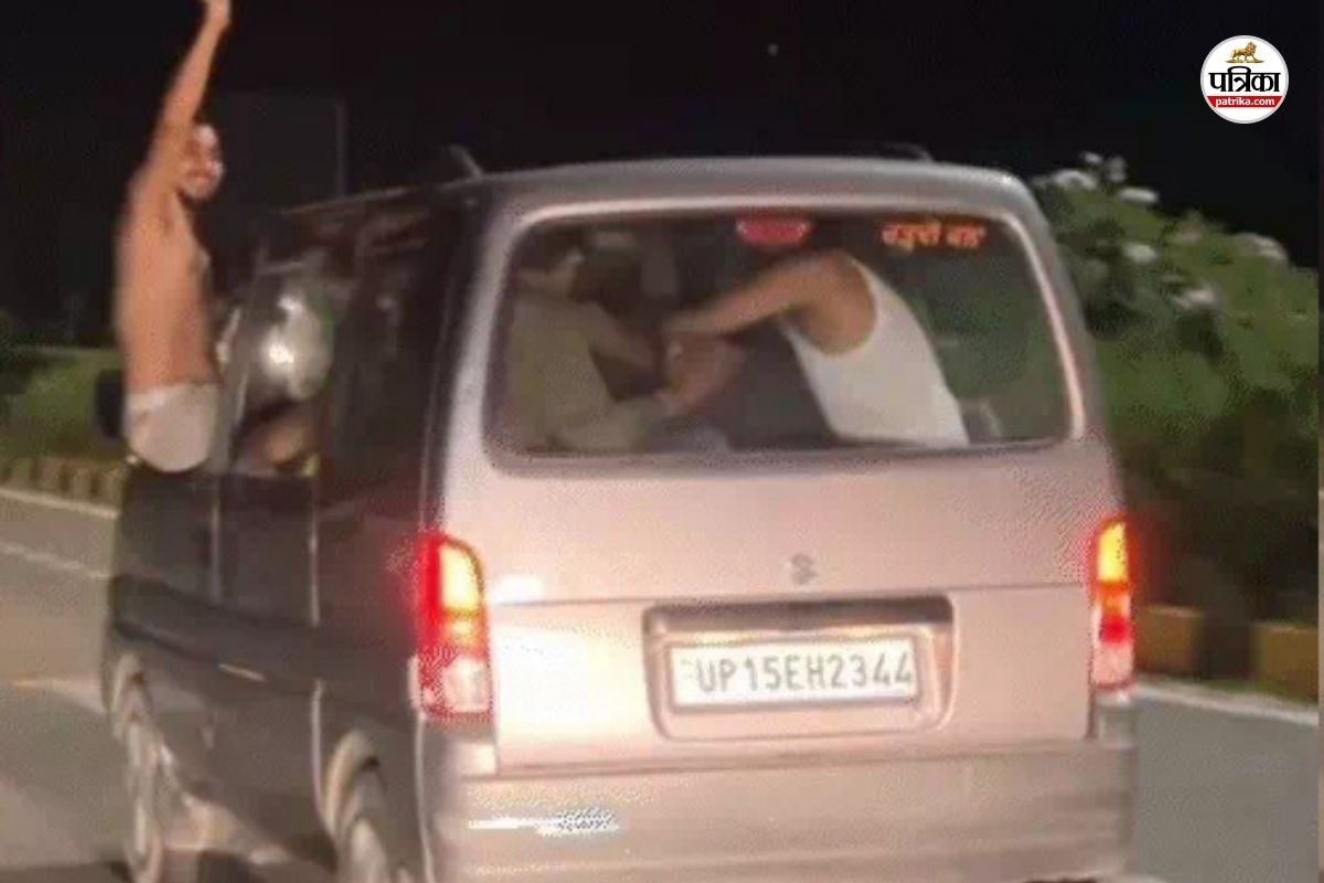 Crime : दिल्ली-हरिद्वार हाइवे पर महिला बाइकर से छेड़छाड़, चलती वैन में मनचलों ने
कपड़े उतारे
