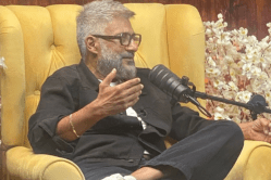 एक्टर्स ने इंडस्ट्री को बेवकूफ बना दिया, बॉलीवुड को शैम्पू कंडीशनर में बदल दिया-
डायरेक्टर ने बताया सच! - image
