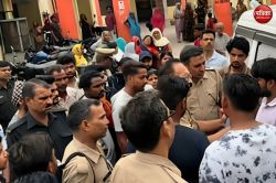दोस्ती की आड़ में धोखा: मॉर्निंग वॉक पर गए युवक की दोस्त ने गोली मारकर की हत्या,
आरोपी फरार - image