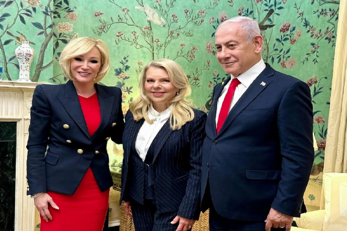 israel PM Benjamin netanyahu (Right) And his Wife Sara Netanyahu (Middle)