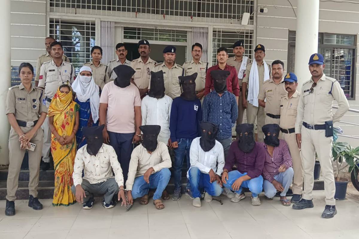 ‘घर लौट आओ बेटी प्रेमी से शादी करा देगें’ बोलकर बुलाया और फिर…