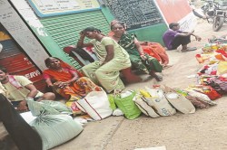 CG Ration: 79 प्रतिशत राशनकार्डधारियों को ही मिला 3 माह का चावल, लेकिन बचे लोगों
को 6 दिन में देना मुश्किल - image