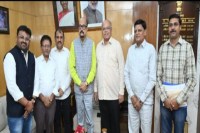 CG News: सभी राज्यों में एक साथ हो चुनाव, कैट की टीम ने राज्यपाल को सौपा ज्ञापन