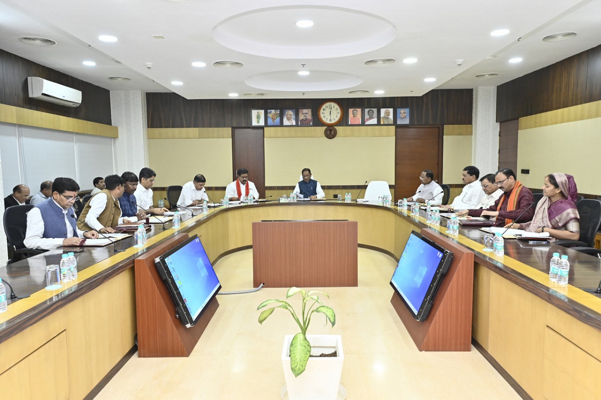 Cm Cabinet Meeting:साय सरकार ने ट्रांसफर से हटाया बैन, कैबिनेट की बैठक में लिए गए कई अहम फैसले