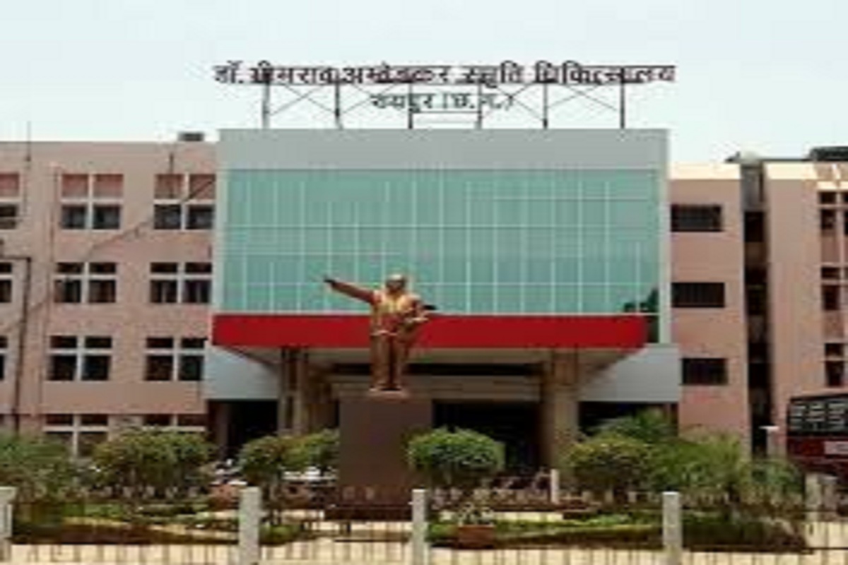 Raipur News: लगातार तीन दिनों की छुट्टी, आंबेडकर अस्पताल ओपीडी में जन्माष्टमी के दिन दो घंटे इलाज