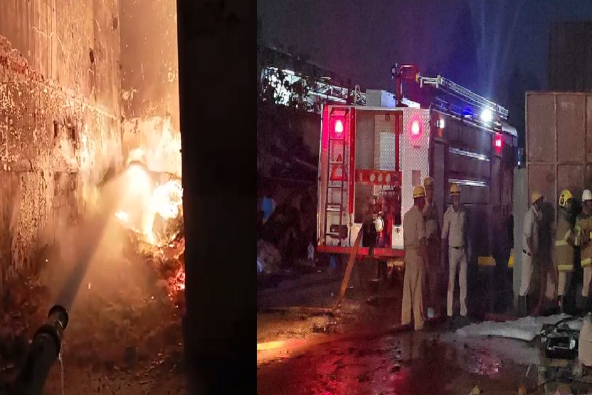 CG News: कंपनी में रखे रॉ मटेरियल में लगी आग, मचा हड़कंप, देखें वीडियो