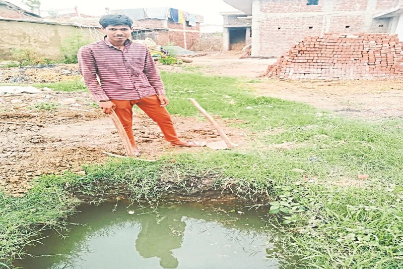 CG News: आंगनबाड़ी के पास बना सोख्ता गड्ढा, मासूम बच्चों पर मंडरा रहा खतरा