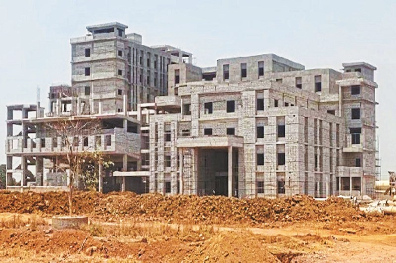 CG Medical Collage:सात मंजिला अकादमिक भवन का कार्य जोरो पर, लाइब्रेरी, रिसर्च रूम, लैब की होगी सुविधा