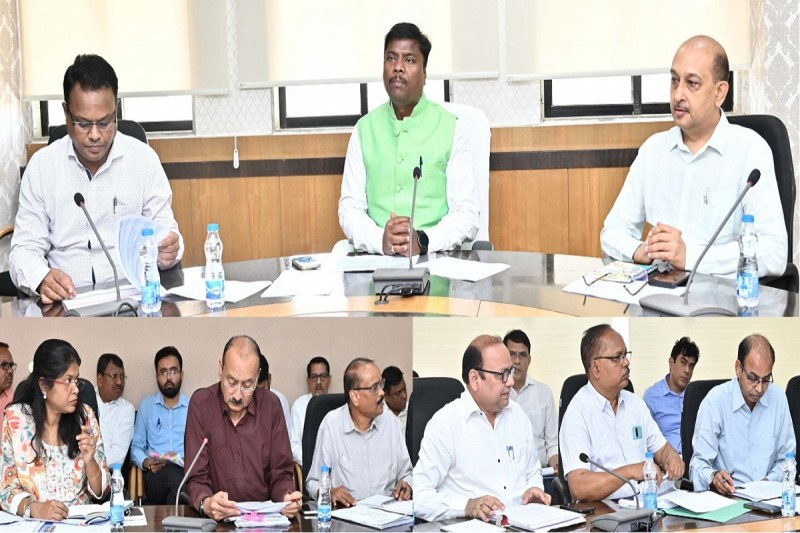 CG News: मंत्री कश्यप ने ली सहकारिता विभाग की समीक्षा बैठक, किसानों को बांटेंगे 7800 करोड़ का कर्ज