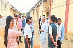 CG News: खराब चावल को हमालों का ठेकेदार बताता रहा अच्छा, विभाग की गलती छिपाने की
कोशिश जारी - image