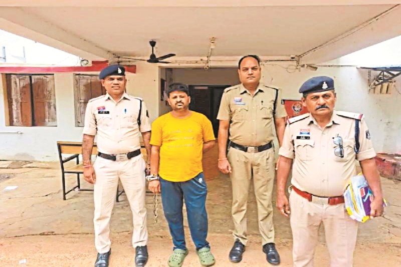 CG Fraud: नर्सिंग में प्रवेश के नाम पर लाखों की ठगी, 7 लाख से अधिक की लगा दी चपत