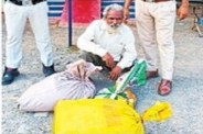 CG Crime: शराब के अवैध कारोबार पर लगाम लगाने पुलिस सक्रिय, 90 लीटर महुआ शराब जप्त