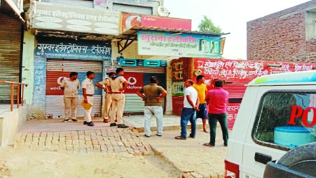 Locks of six shops in Chunavarh and three shops in Rattewala were broken in one night